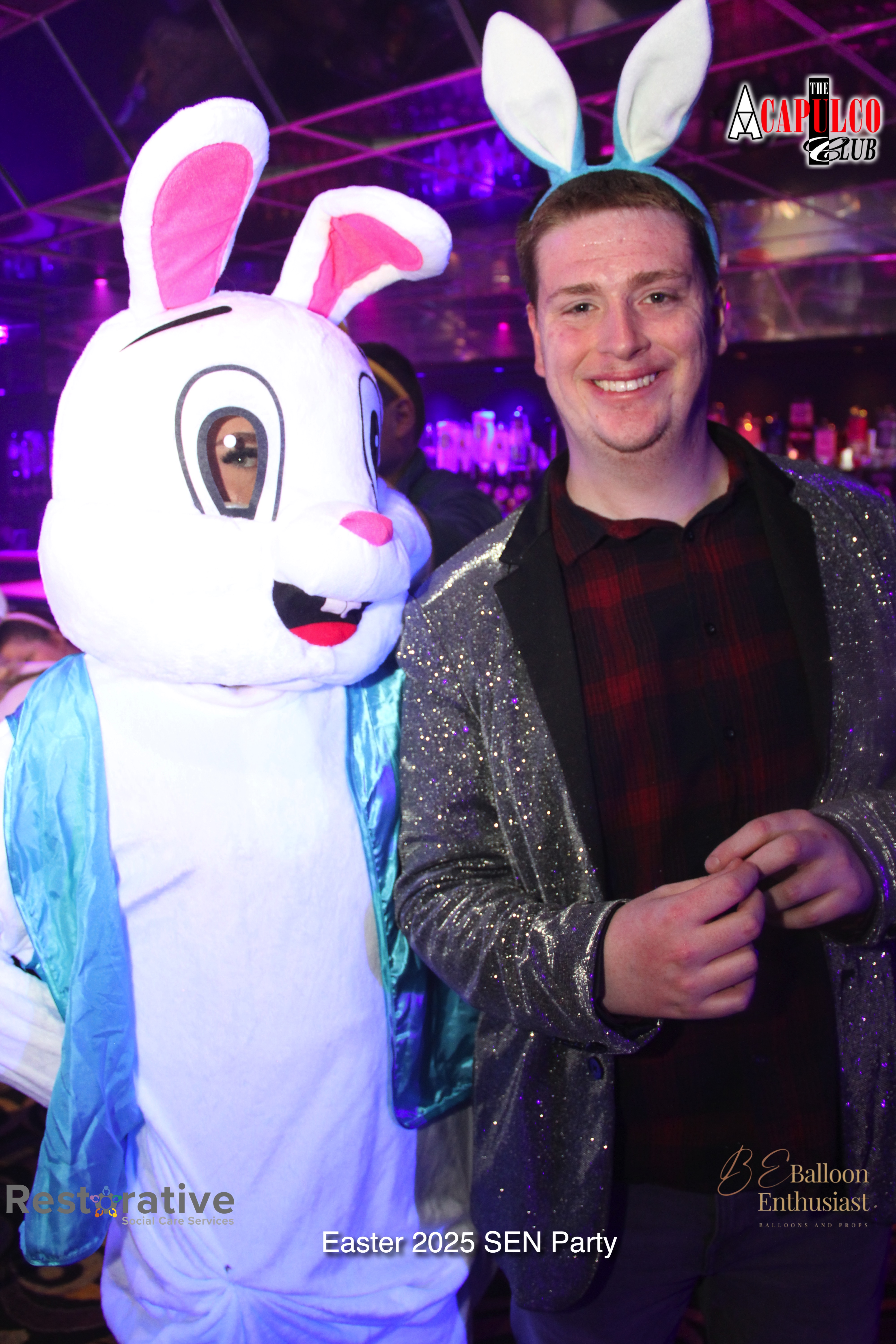 Sen Night Photos at Acapulco Easter / Easter Party